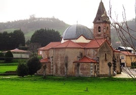 Iglesia de Santa María de Obregón, en Villaescusa, que el Consistorio pretendía iluminar.