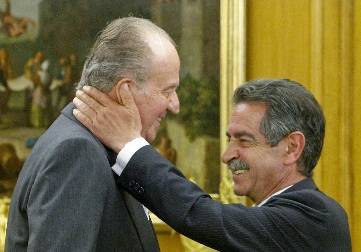 Juan Carlos I ya ha llegado a Sansenxo, cuatro días antes del acto de conciliación con Revilla del viernes