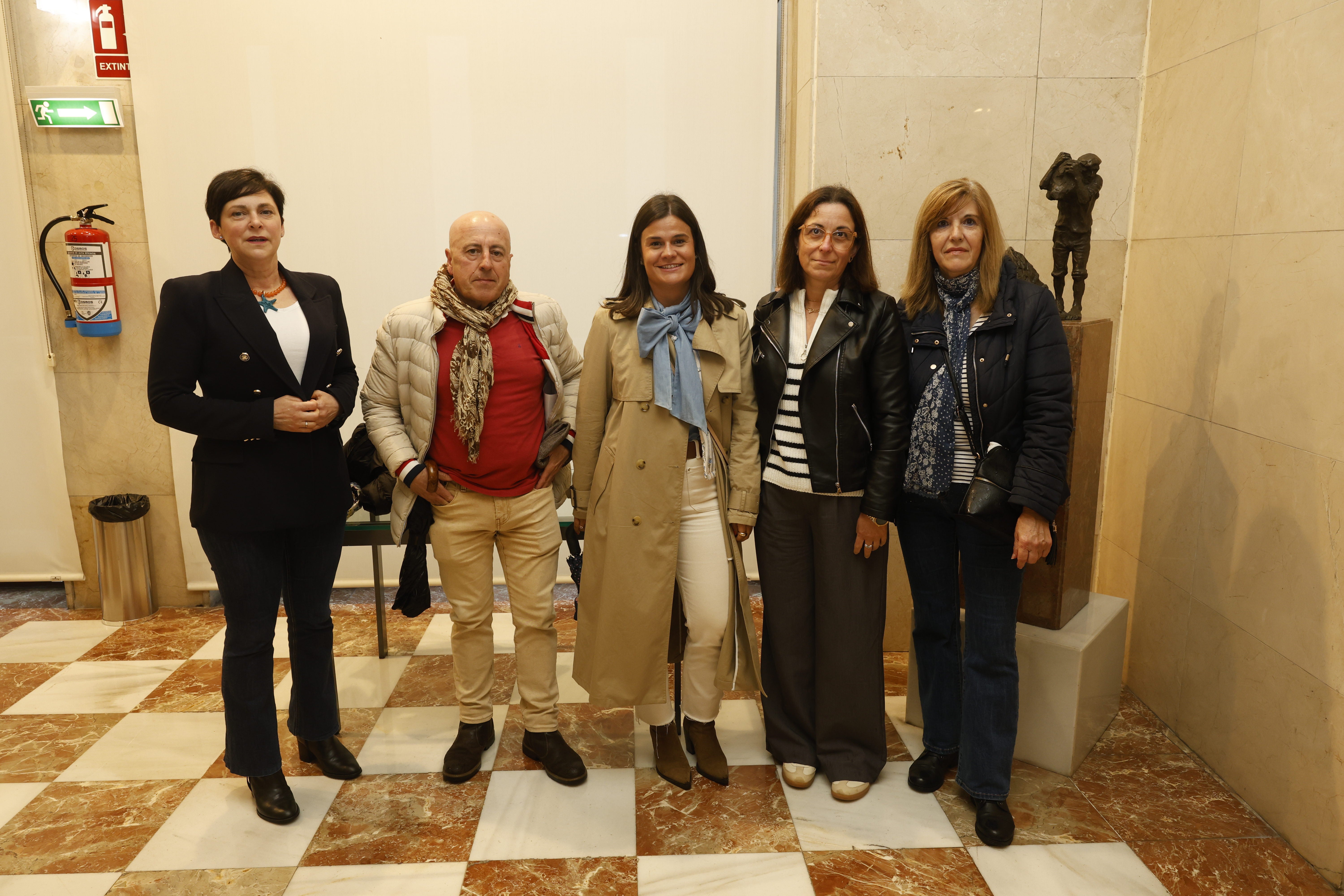 Begoña Agüero, Cacho Mazo, Carolina Acebo, Sonsoles Torrecilla y Sara Pérez.