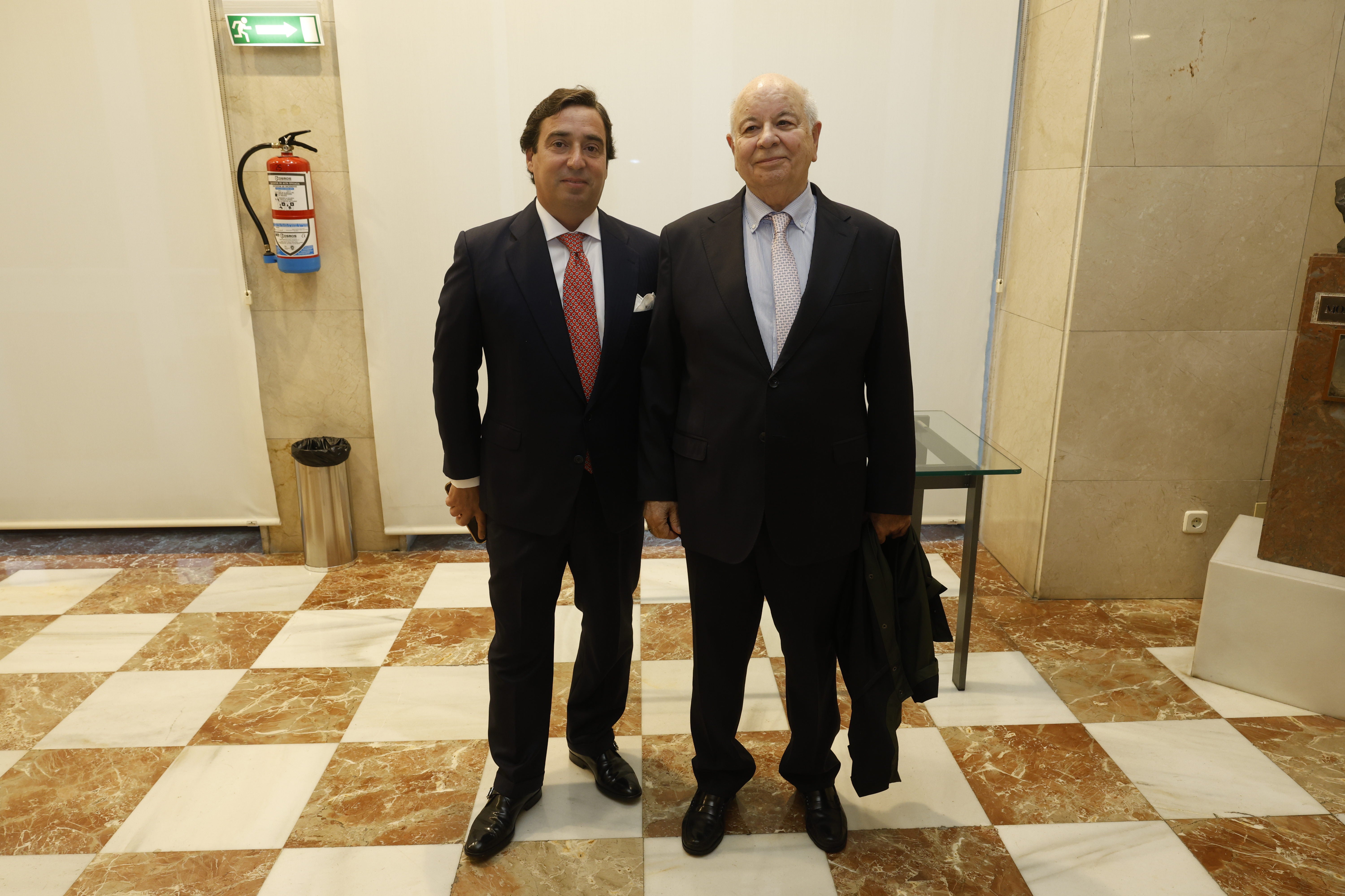 José María Garzón con Indalecio Sobrino.
