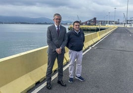 El presidente del Puerto de Santander, César Díaz, y el director del Puerto, Santiago Díaz.