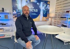 Kike Cacicedo, en las instalaciones de El Diario Montañés.