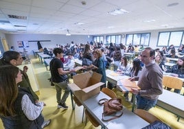 PP y PRC acuerdan la gratuidad de la matrícula para los universitarios con mejores notas