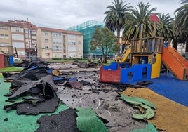 Las obras de renovación del suelo del parque ya han comenzado.