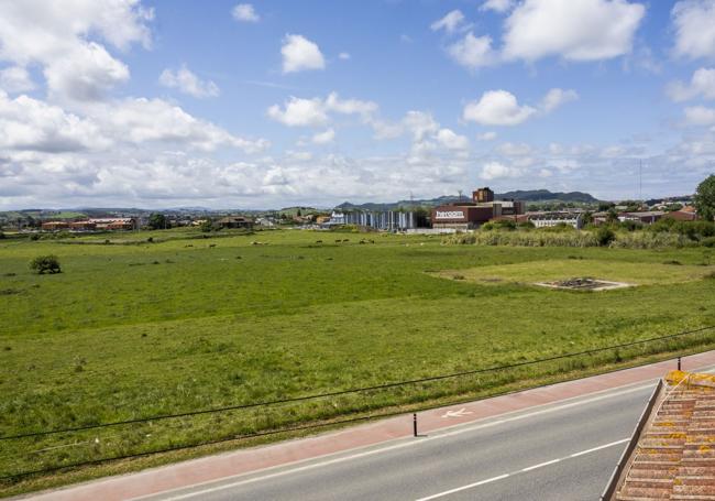 El terreno de Soto de la Marina está ubicado justo al lado de Hergom.