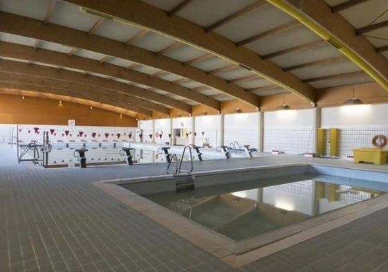 Piscina del Complejo Ruth Beitia de La Albericia.