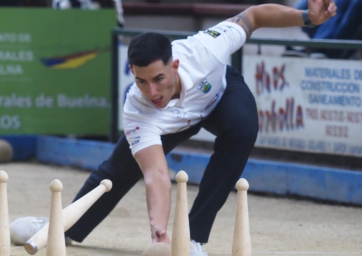 Víctor González.