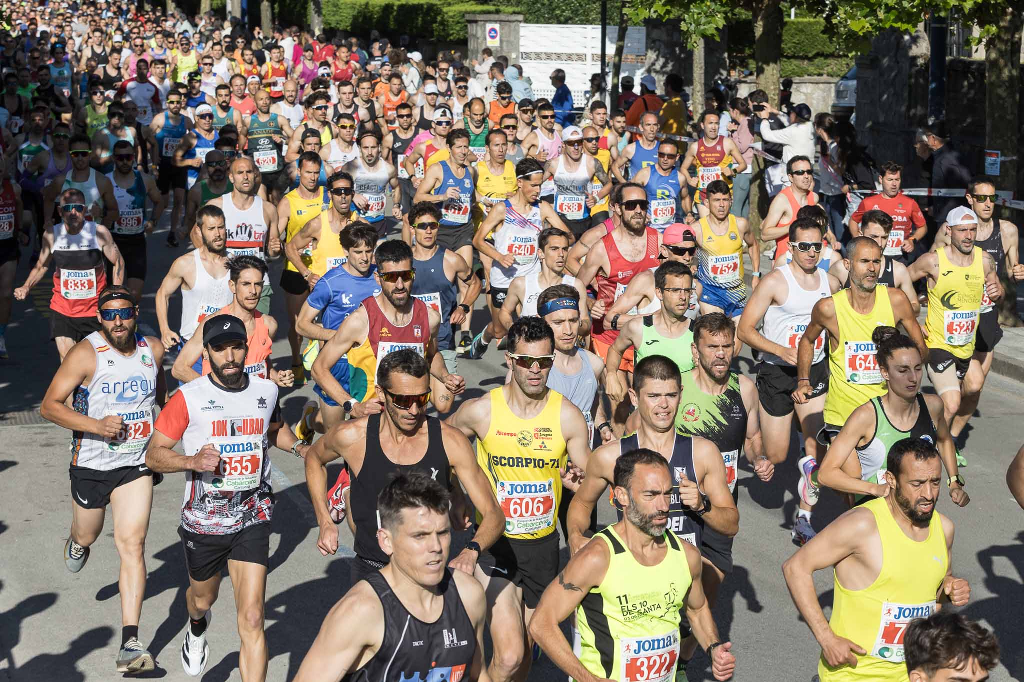 Si has participado en los 10 km de Laredo, búscate