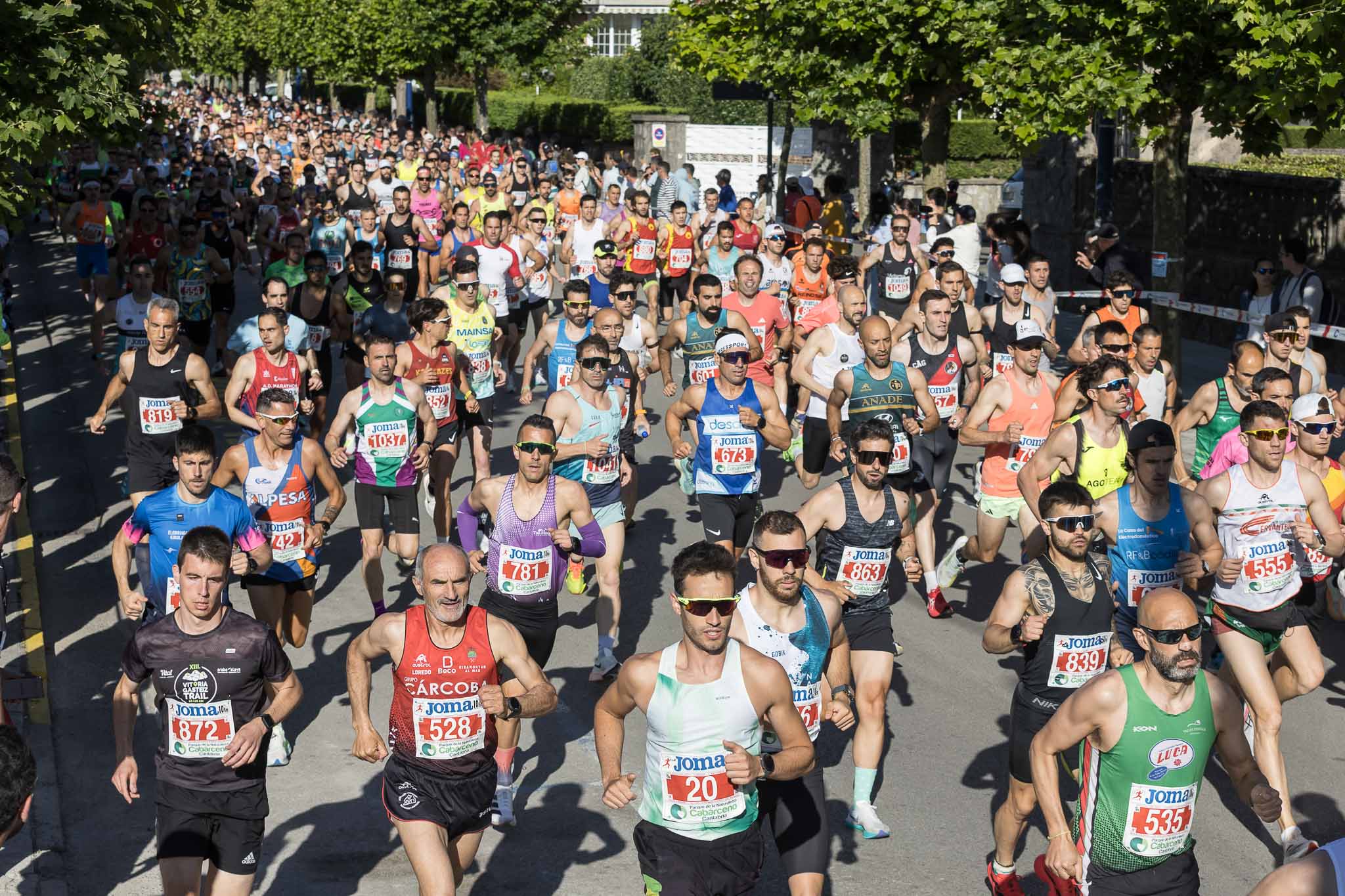Si has participado en los 10 km de Laredo, búscate