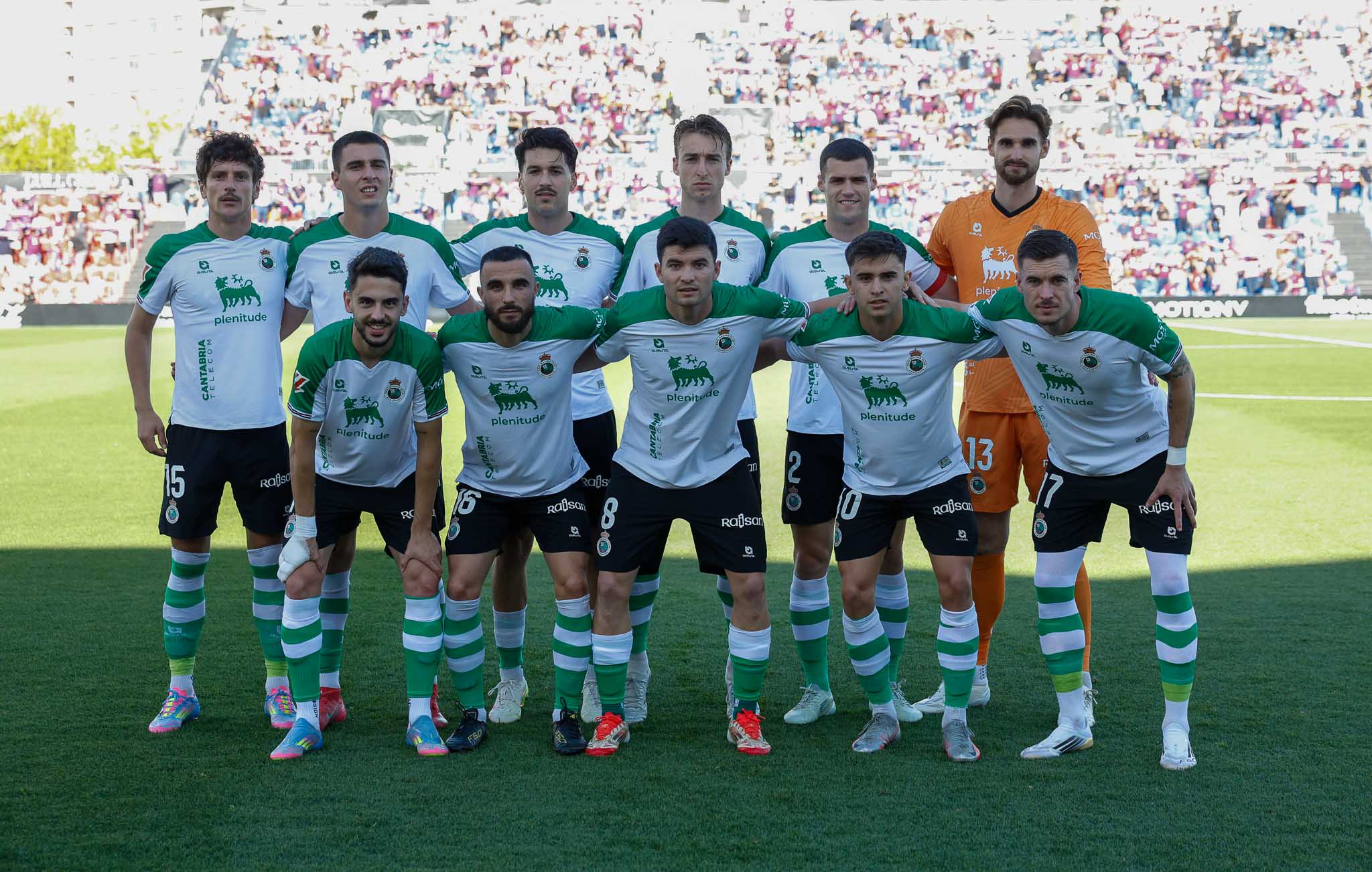 El once inicial del Racing ante el Eldense