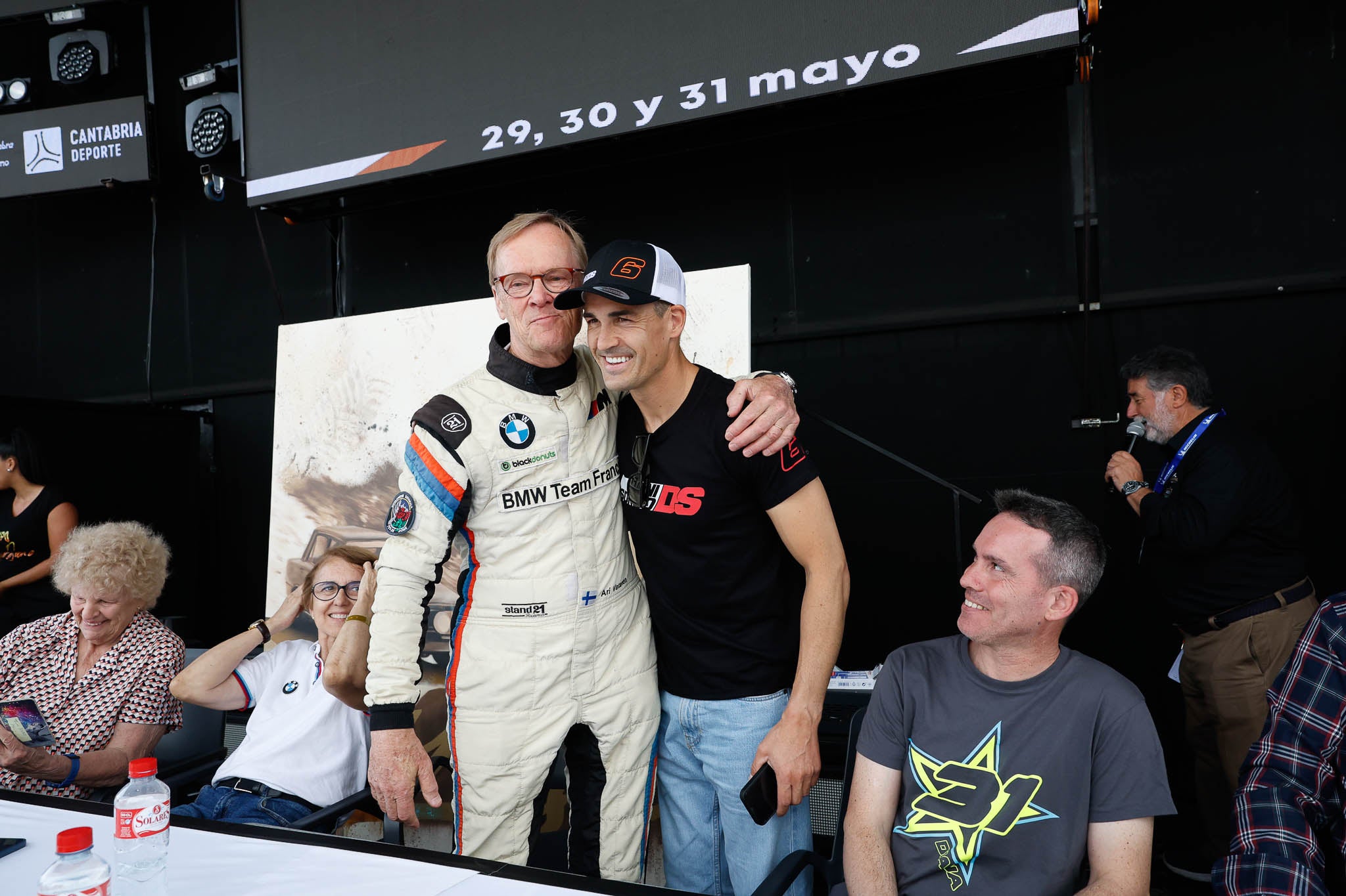 Ari Vatanen, junto a Dani Sordo.