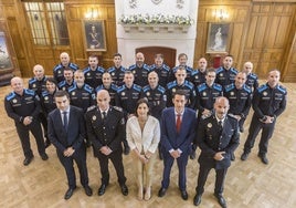 La alcaldesa de Santander, Gema Igual, preside la toma de posesión de veintiún nuevos agentes de la Policía Local.