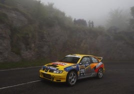 Eduard Viñolas, con su Seat Córdoba WRC
