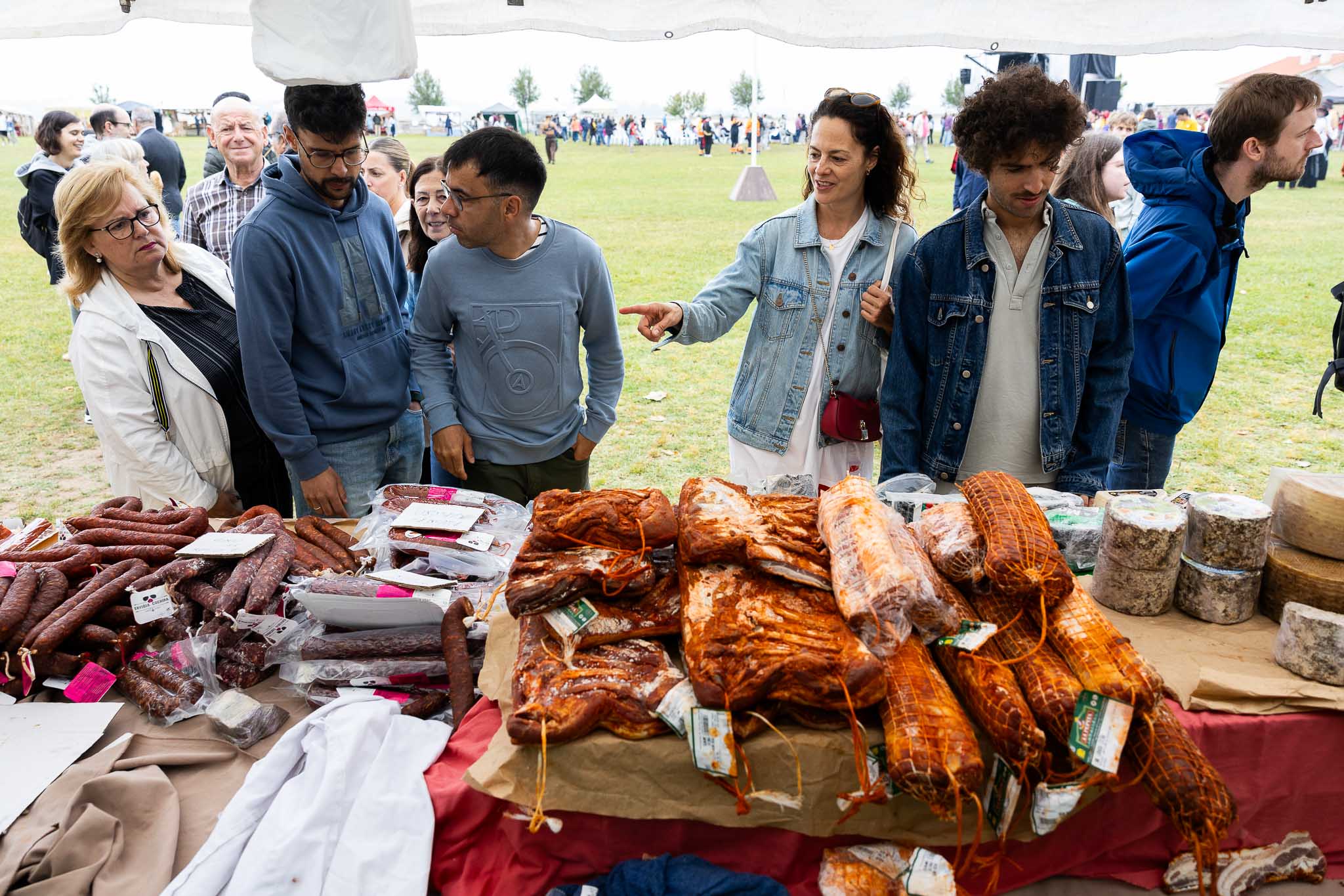 Chorizo de Liébana, panceta curada, embutidos varios... hicieron las delicias de los amantes de lo salado.