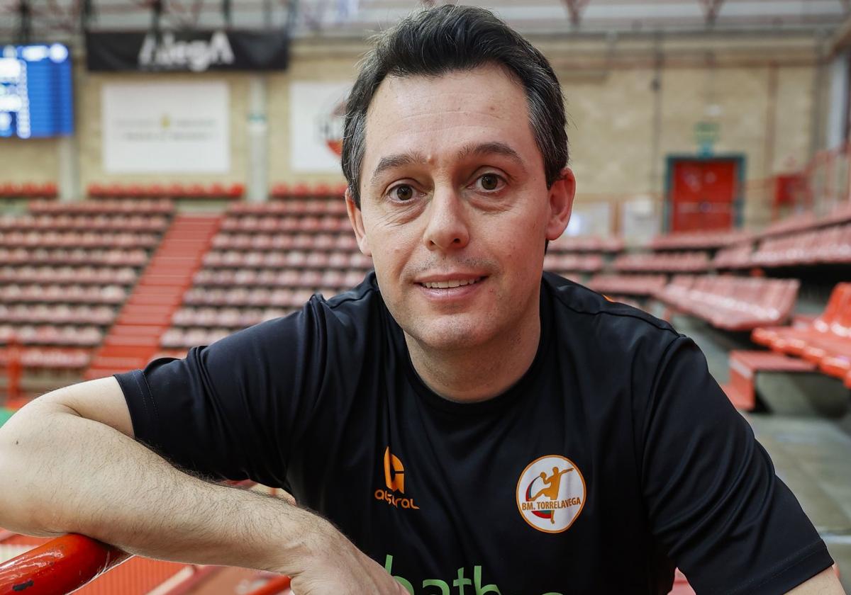Jacobo Cuétara posa en el Vicente Trueba.