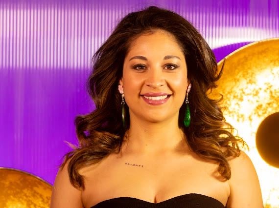 Cecilia Díaz, de 28 años, es profesora de Educación Primaria. Su vocación docente la impulsa a inspirar dentro y fuera del aula.