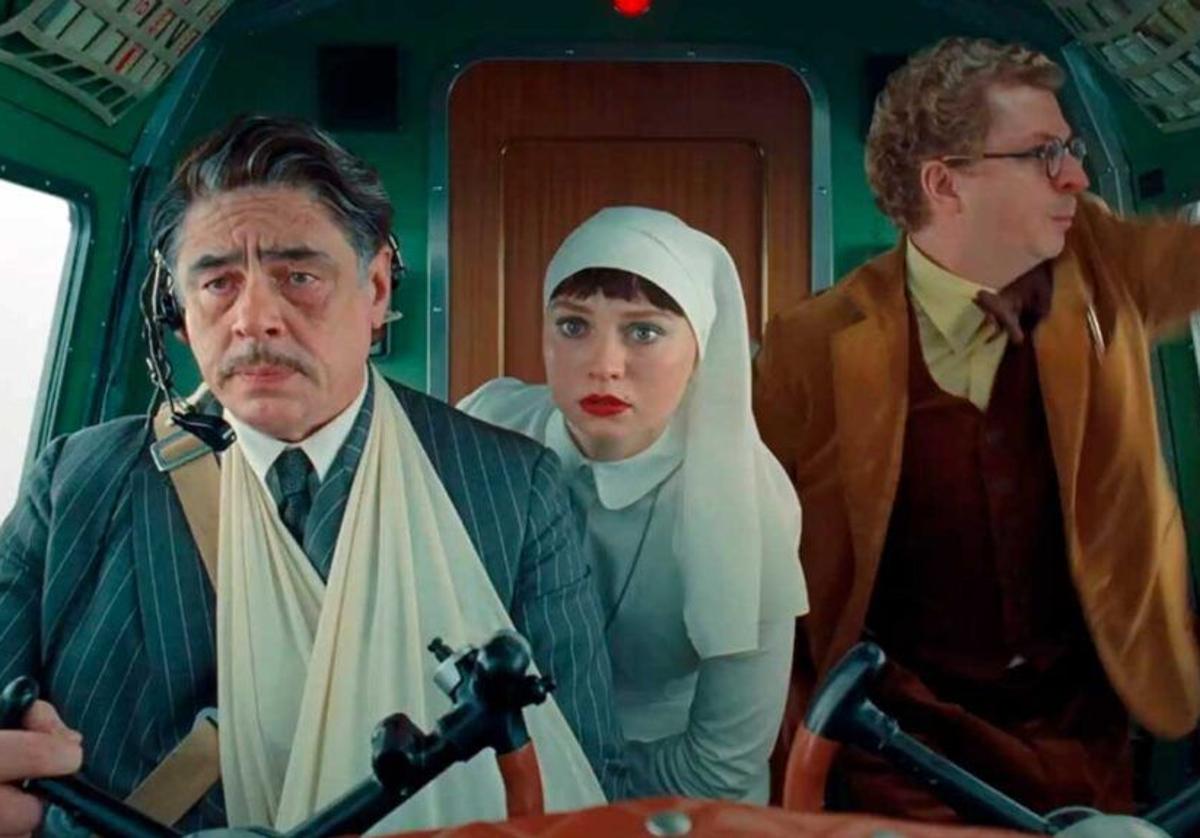 Benicio del Toro, Mia Threapleton y Michael Cera.