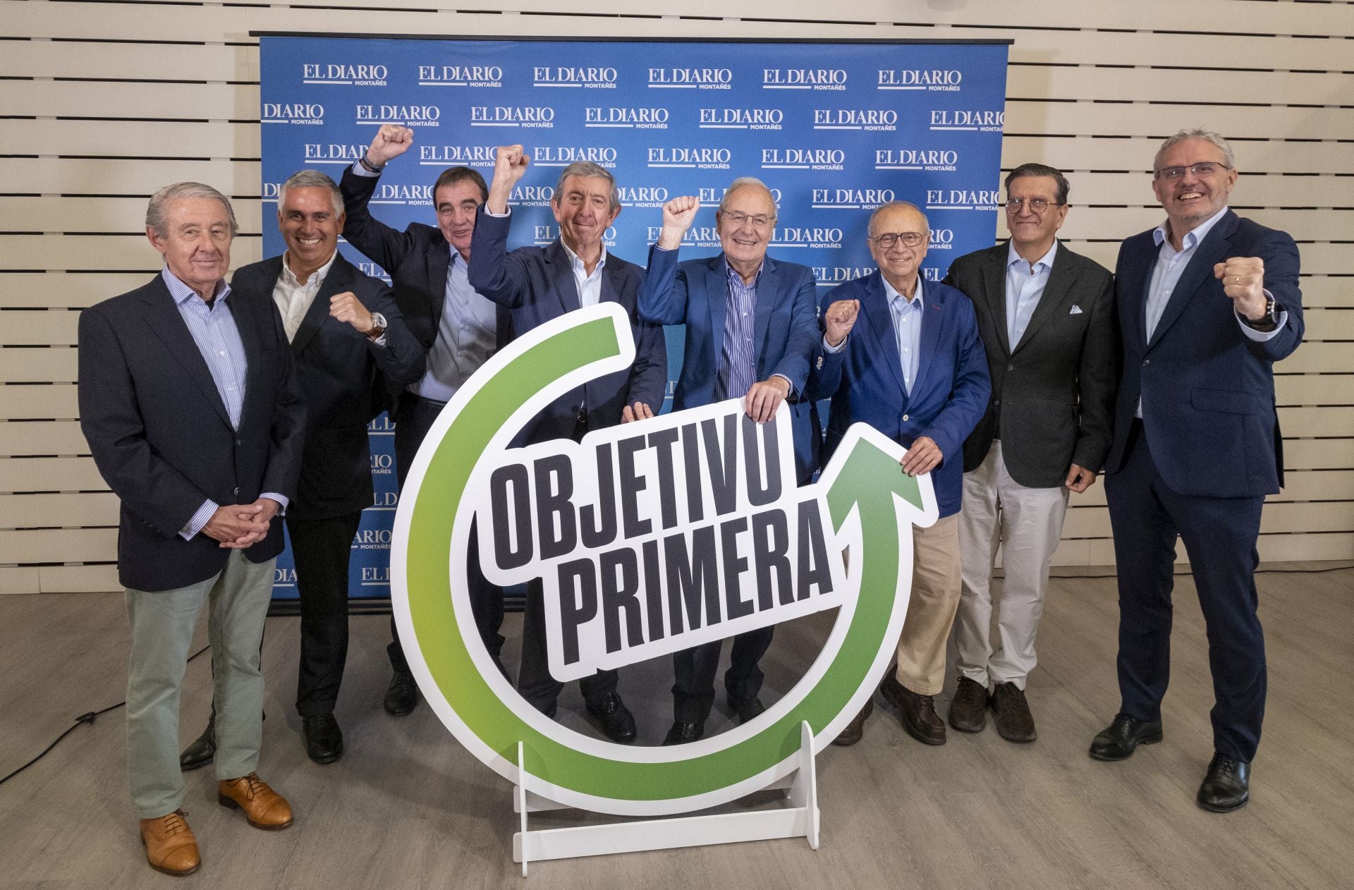 Víctor Viguri, David González, Ignacio Pérez, Luis Revenga, Alberto Cuartas, Roque Manresa, Enrique de Ybarra e Íñigo Barrenechea, miembros del Consejo de Administración de Editorial Cantabria también transmitieron su ánimo al equipo.