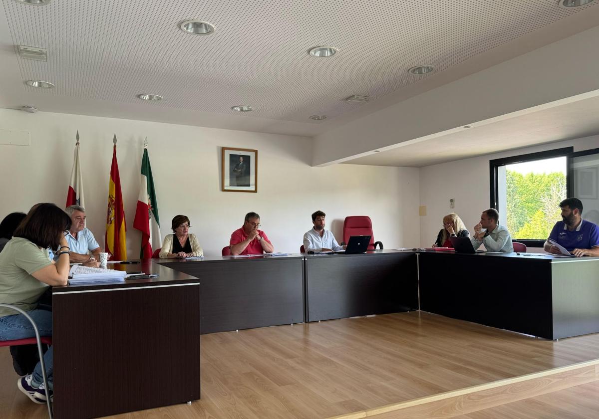 El interventor de Liendo advierte en el Pleno de múltiples «irregularidades»