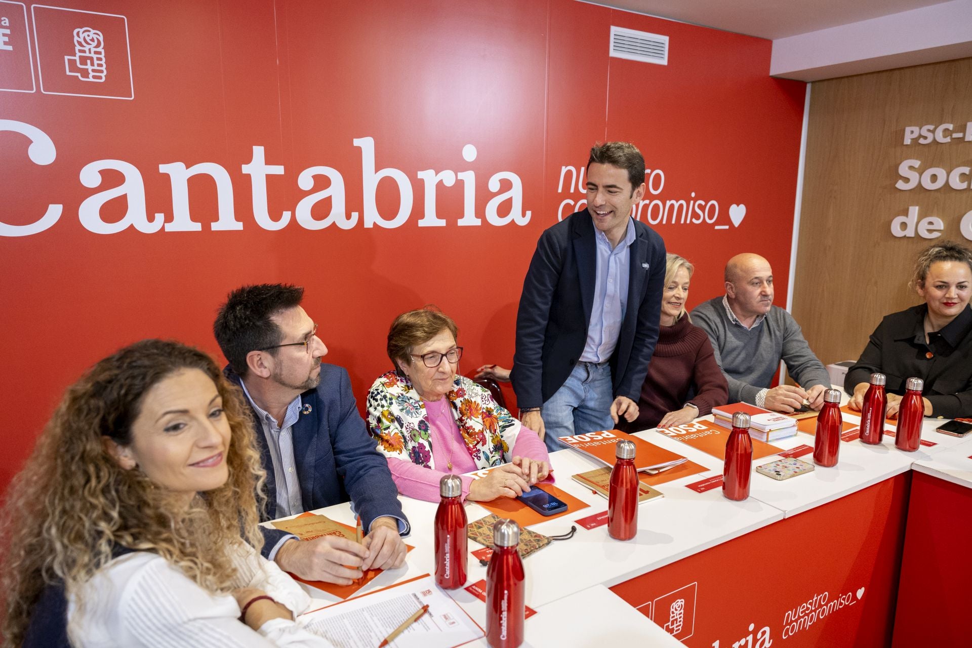 «Ni aunque los examinadores fueran del PP lograría el aprobado. Nada ha mejorado en estos dos años»