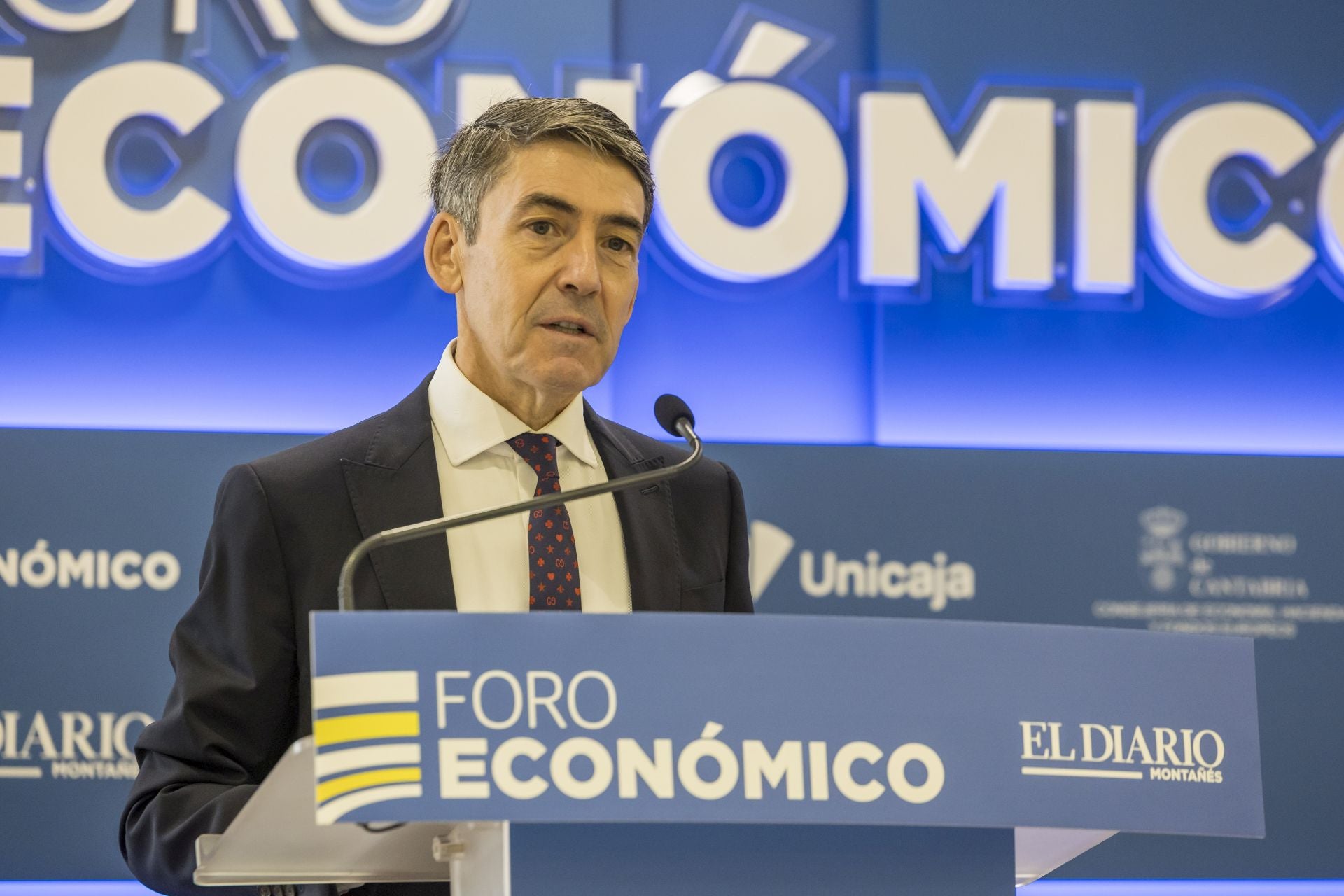 Domingo Mirón ha sido el encargado de cerrar la edición de este curso del Foro Económico de El Diario Montañés.