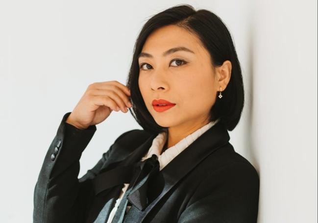 Violeta Zheng.