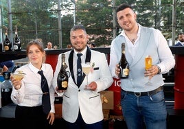 Laura Merino, Borja Gutiérrez y Alejandro Merino.