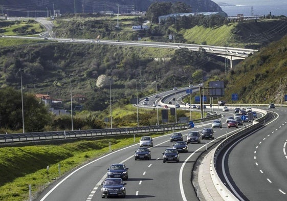 Vista general de la autovía Santander-Bilbao.