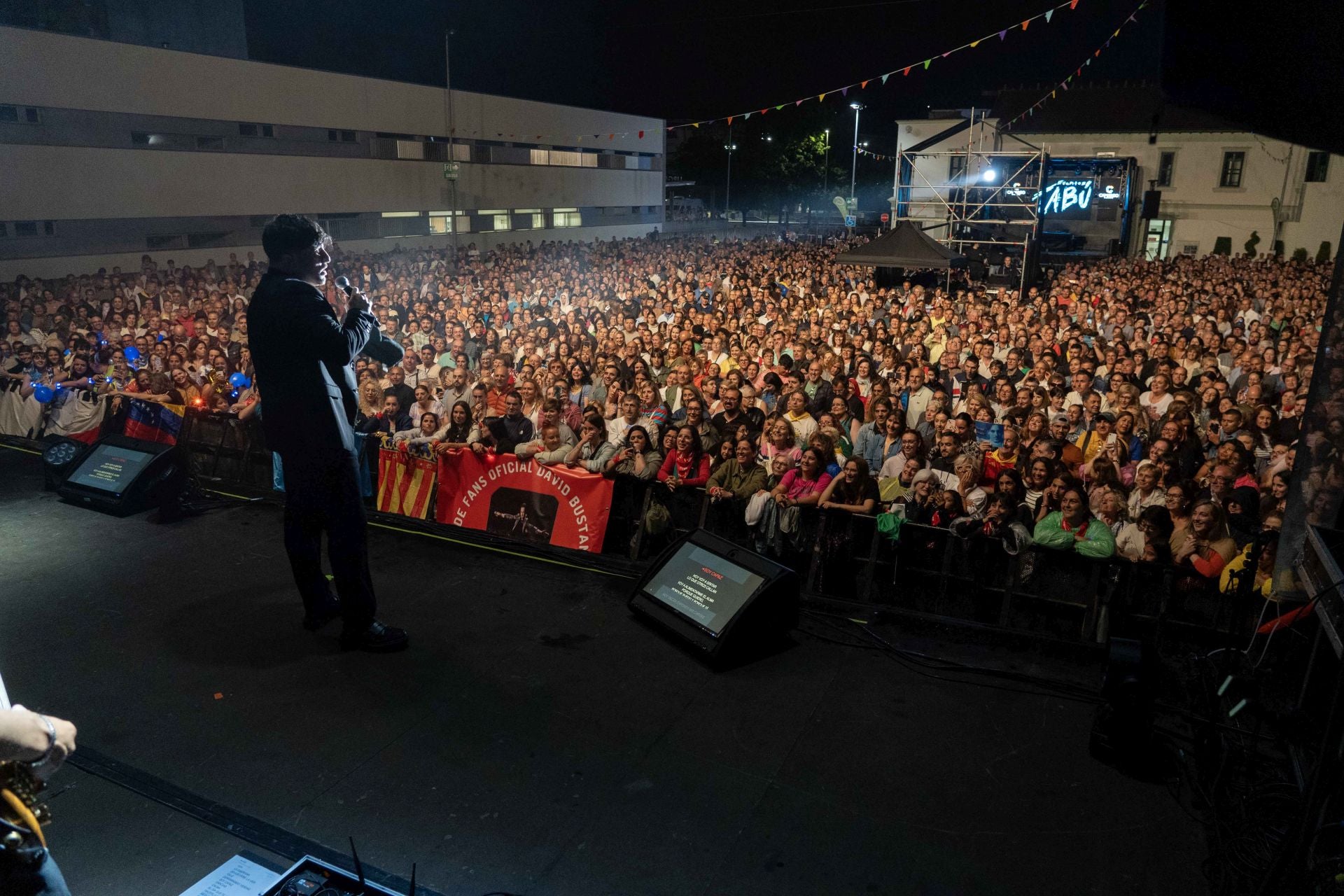 Durante el concierto, también hubo largos ratos de tregua