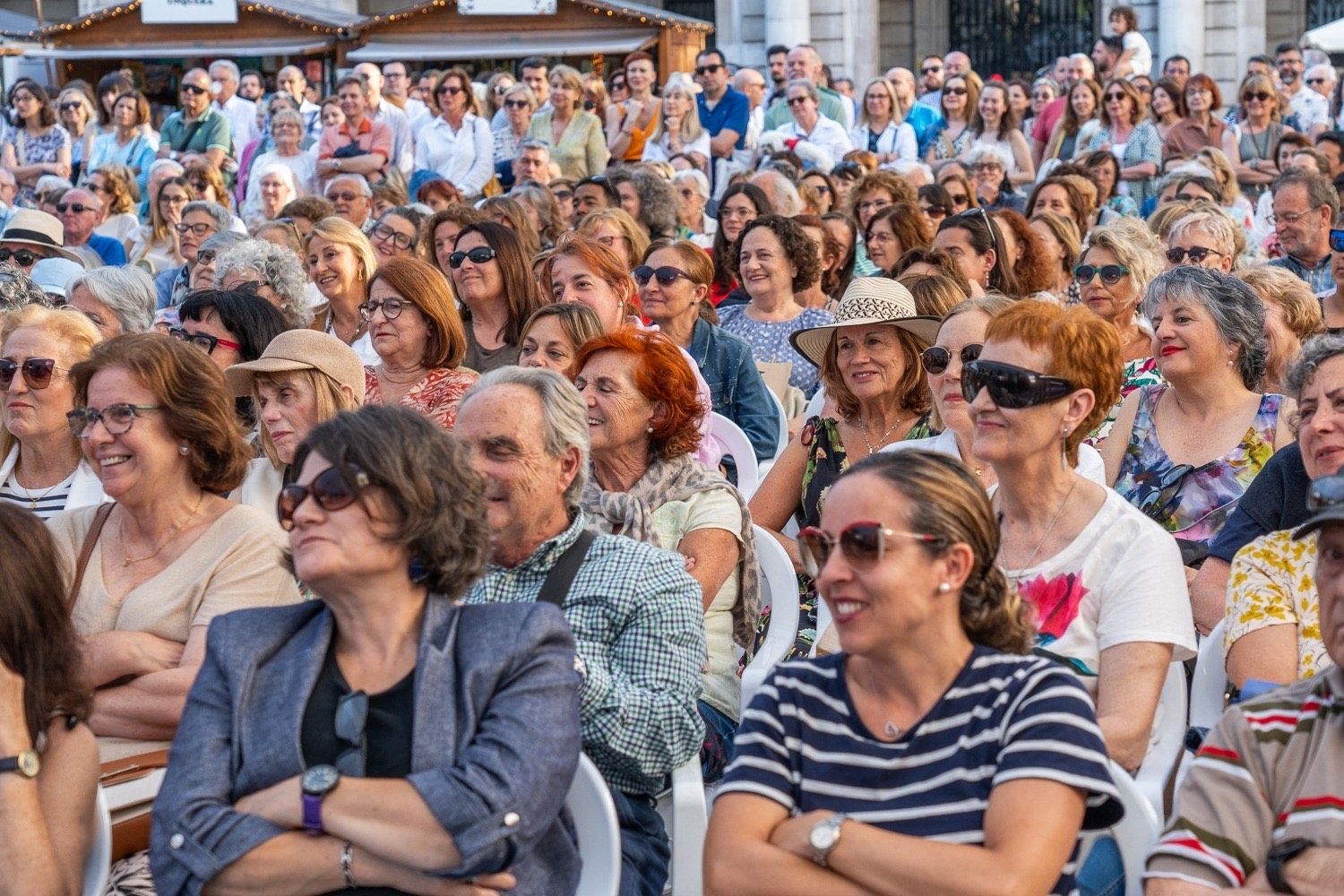 Bajo el lema '¡Nos leemos en la Plaza!', el próximo viernes regresa la Feria del libro a La Porticada.