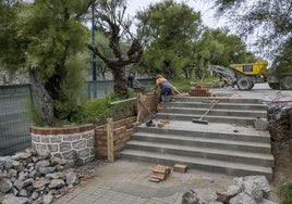 Estado de las obras de los Jardines de Piquío, que se retrasan hasta principios de septiembre.
