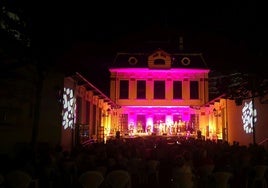 Uno de los conciertos del ciclo Las Noches de Jazz en los jardines de la Casa de Cultura.