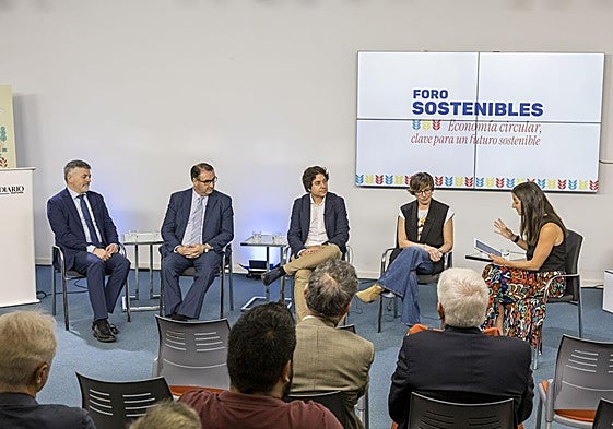 De izq. a dcha. Joaquín Pérez, Alberto Quijano, Diego Ruiz, Isabel Sarabia y Saray Ceballos