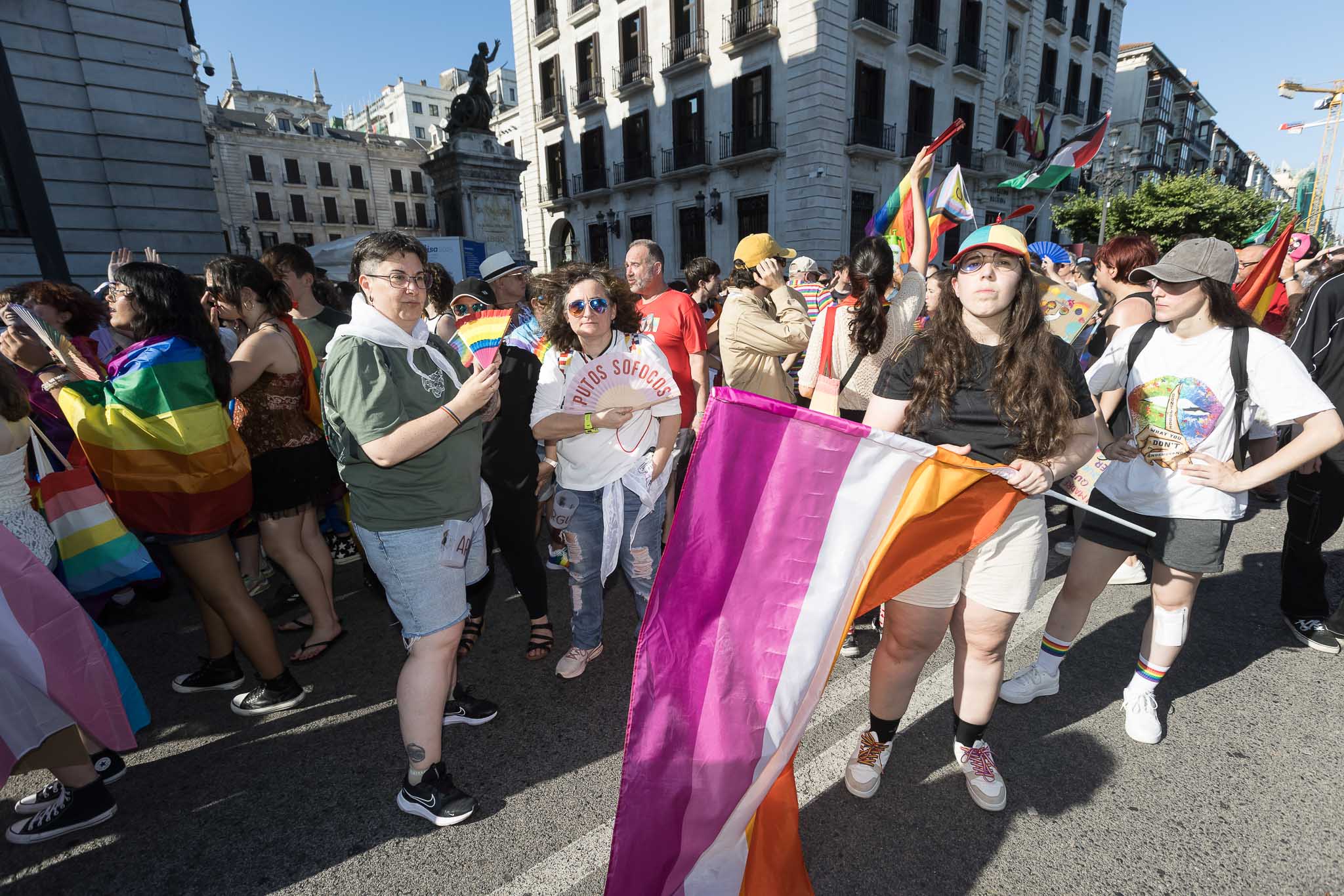 La bandera arcoíris ondea Santander