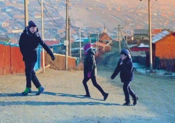 Fotograma del filme mongol, primero en participar en Cannes.