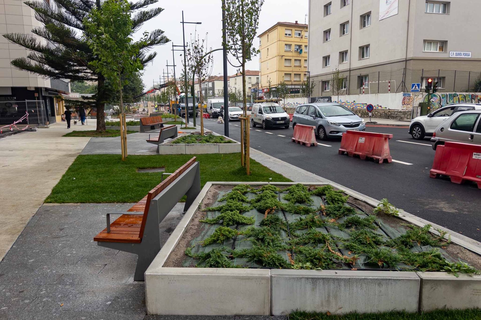 Los trabajos de renovación de la avenida General Dávila están a punto de conlcuir y ya se puede apreciar su nueva imagen. 