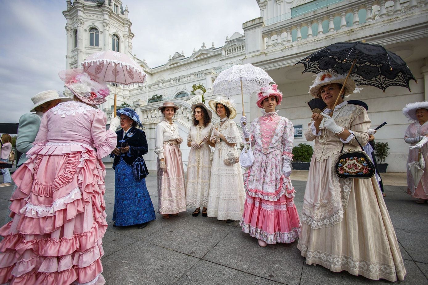 La de este año es la trigésima edición del evento que recrea el veraneo histórico de Santander. 