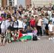 Imagen principal - Un problema con los pasaportes retrasa la llegada de 68 menores saharauis a Cantabria