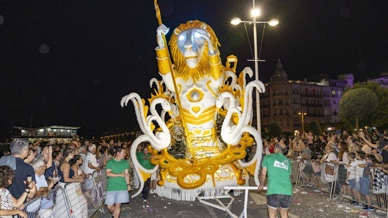 Carroza ganadora, Narnia a través del espejo, del grupo Malora.