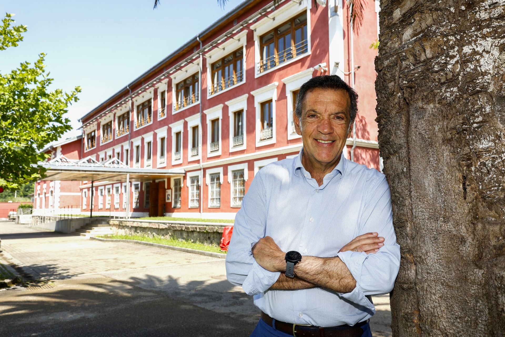 El máximo responsable de la empresa que gestiona las aguas y basuras de Cantabria, el pasado viernes, en la sede de MARE.
