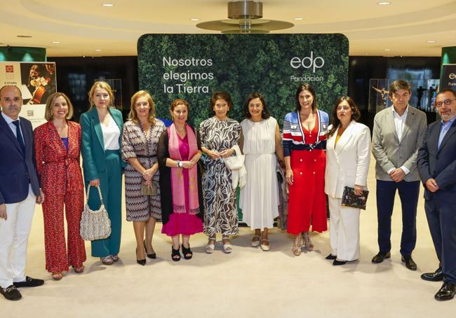 Juan José Alonso (PP), Julia Sánchez (Escuela Reina Sofía), Eva Guillermina Fernández (Cultura), María José González (Parlamento), Vanda Martins (EDP), Paloma O´Shea (Fundación Albéniz), Conchi López (UC), Gema Igual y Noemí Méndez (Ayto. de Santander), Carlos Andradas (UIMP) y Cosme Marina (FIS).