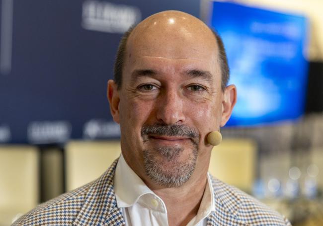 Álvaro Lavín