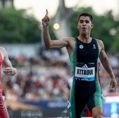 Attaoui festejasu triunfo en París elpasado 20 de junio.