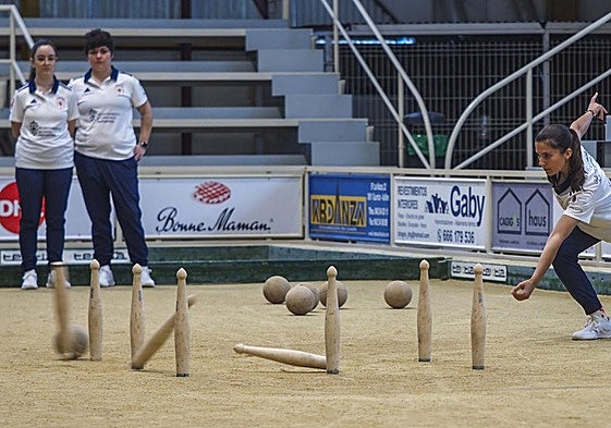 Marta Castillo, ganadora ayer en Maliaño, estará hoy en La Cavada.