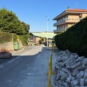 Obras en marcha en la calle Alcarite de Noja.