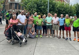 Llegada a Los Corrales de Santiago Ríos tras dar la vuelta a España.