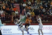 Borja Lombilla, en el partido ante el Kiel en el Trueba de la pasada Liga Europea.