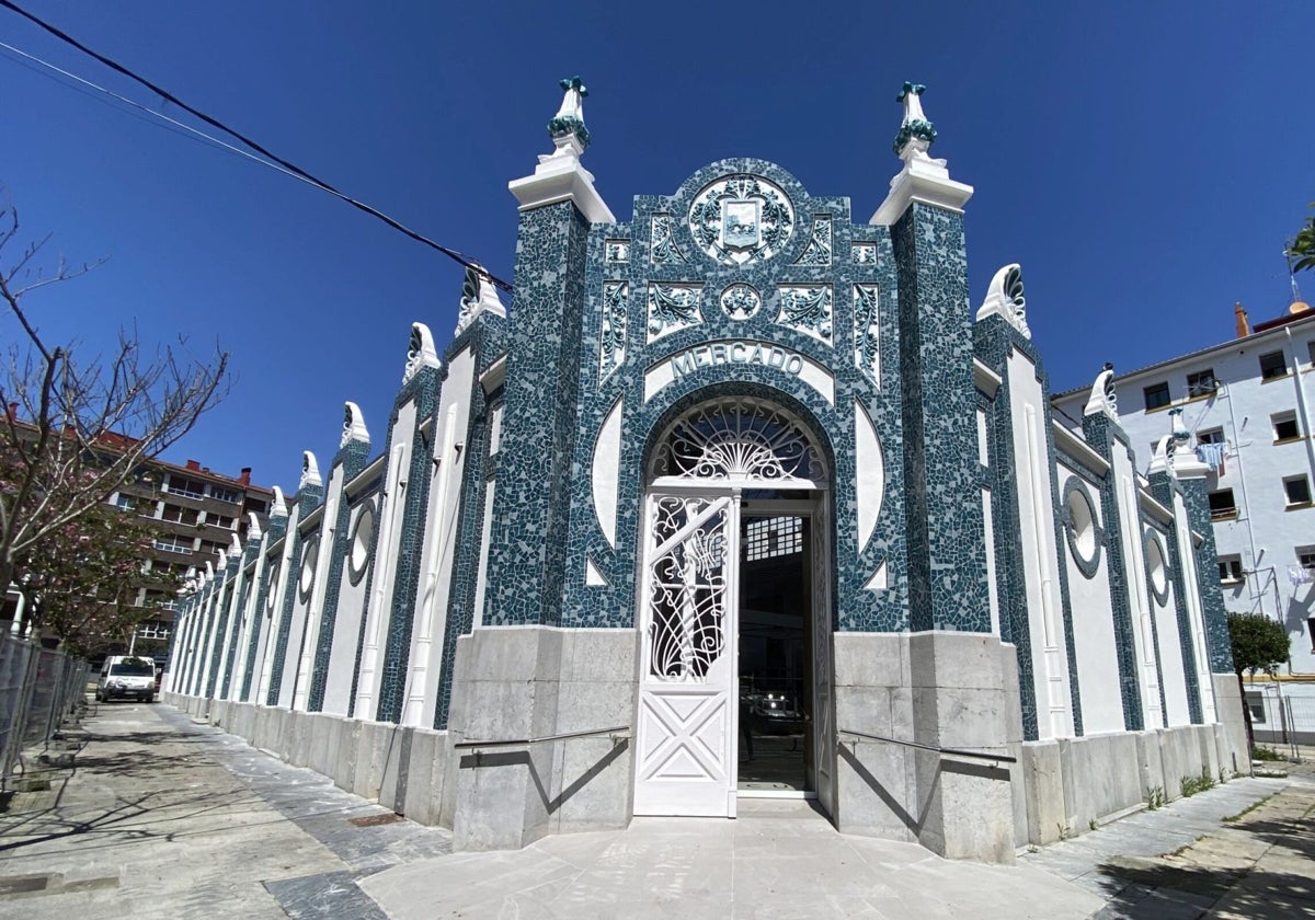 Fachada del Mercado de Abastos de Castro Urdiales.