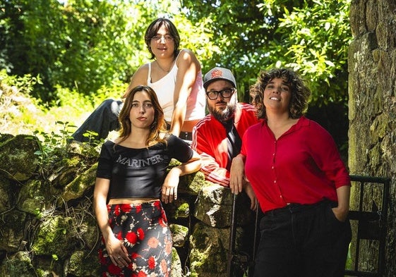 Marina y Teresa Iñesta junto a Irene Atienza y Yoel Molina