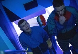 El trío de rap llamado Kneecap.